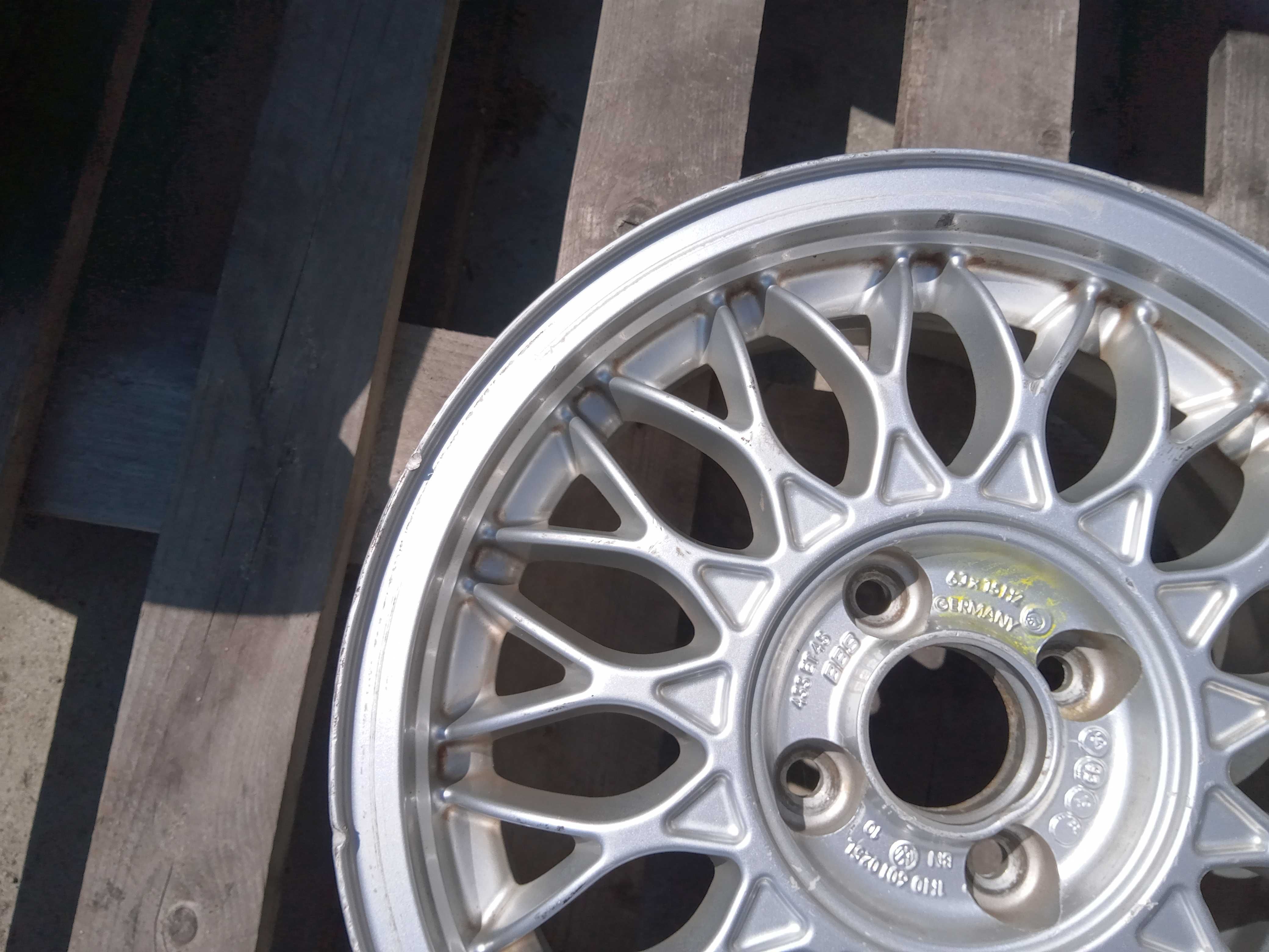 Pojedyncza Felga Aluminiowa BBS VW Golf Corrado 6jx15 ET45 4x100