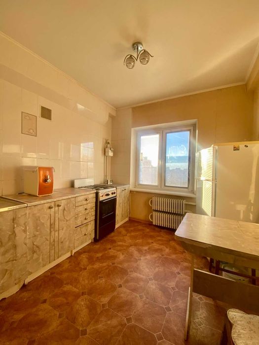 Продаж 2 кмн квартири, Бородинський (Школа) 213-198-462