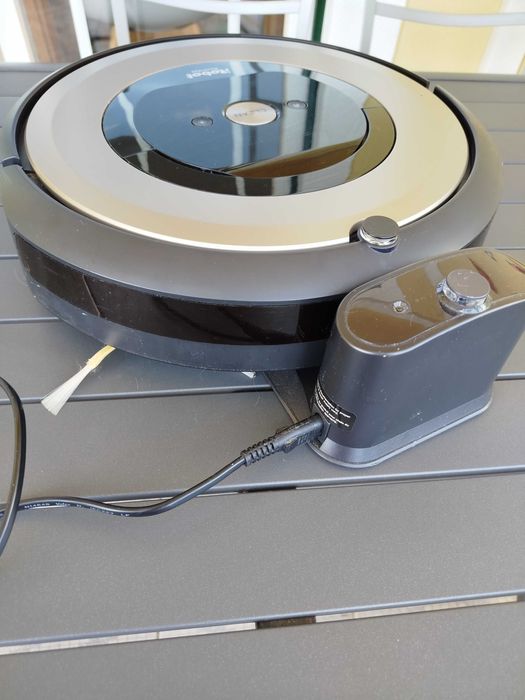 Robot/Aspirador da iRobot (Roomba E6): preço Black Friday