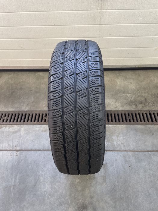 1x Opona Sunfull Zimowa 235/65 R16C jak nowa!
