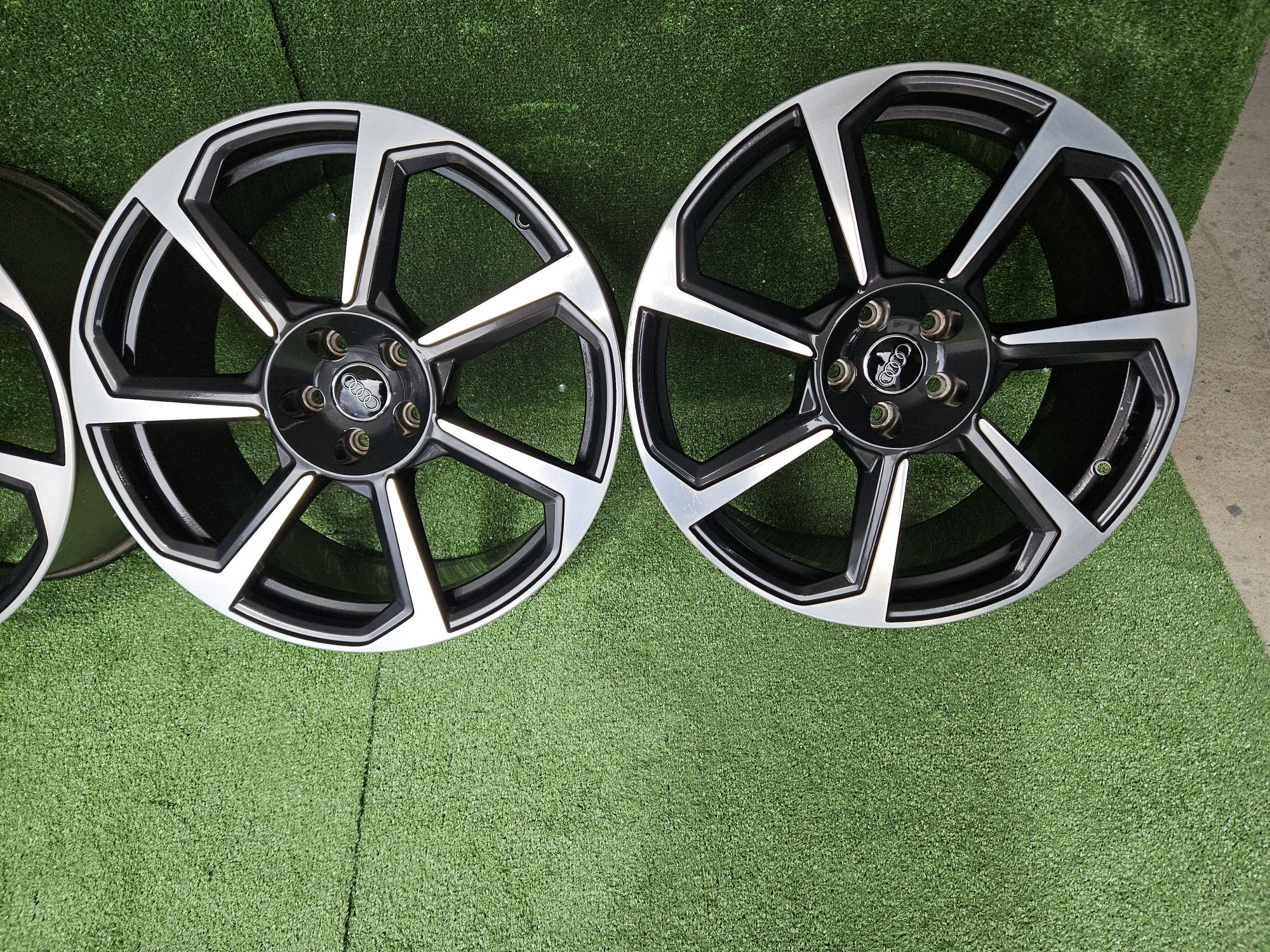 Sprzedam Alufelgi Orginalne Audi 5x112 20 A3 TT A6 KUTE