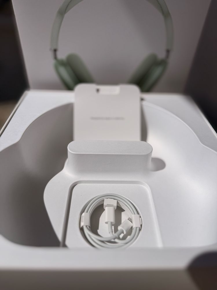 Airpods Max Apple