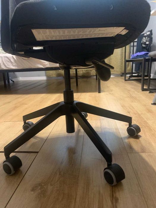 Офісне крісло IKEA Markus