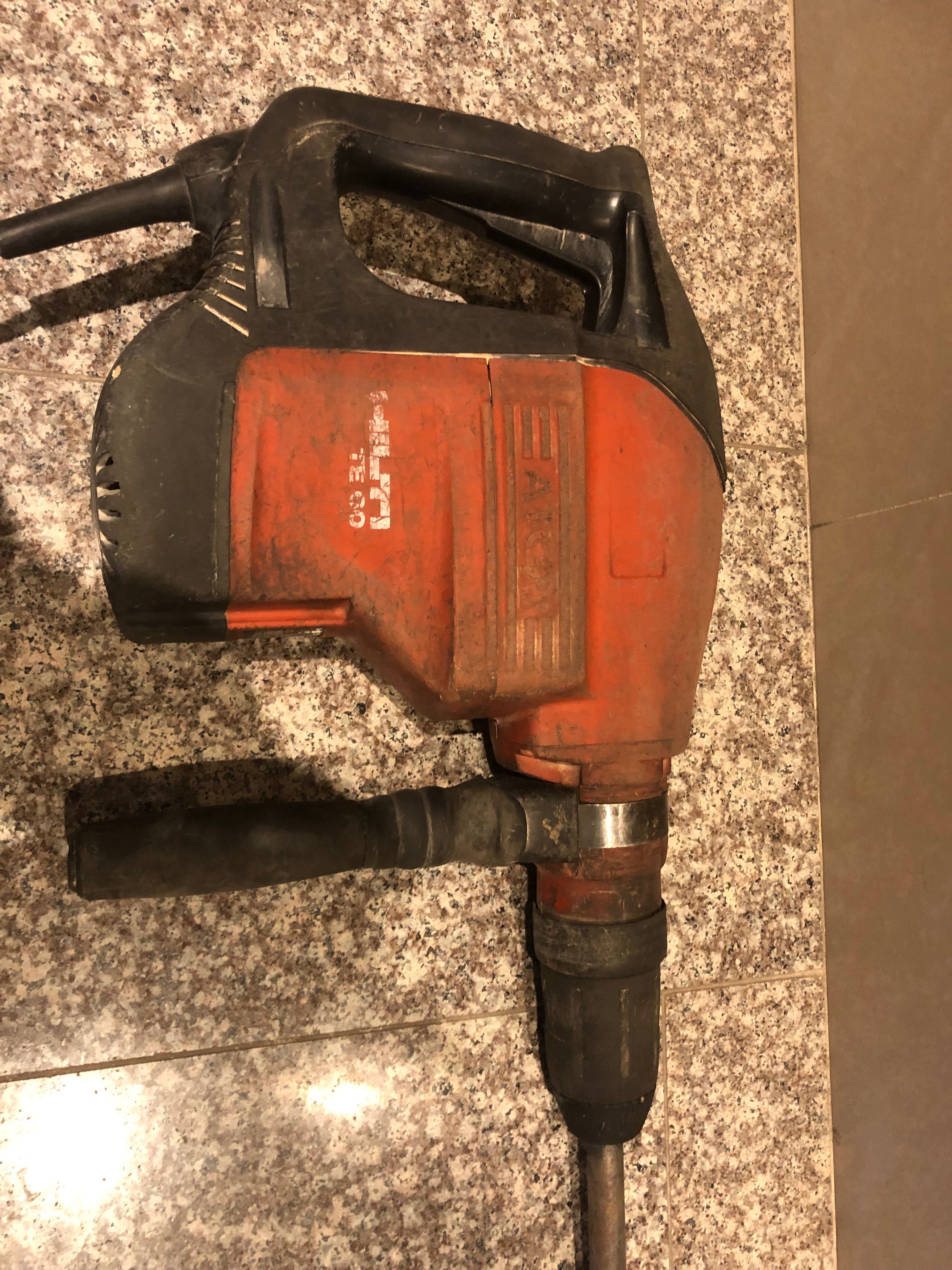 Młot Hilti TE60 sds max