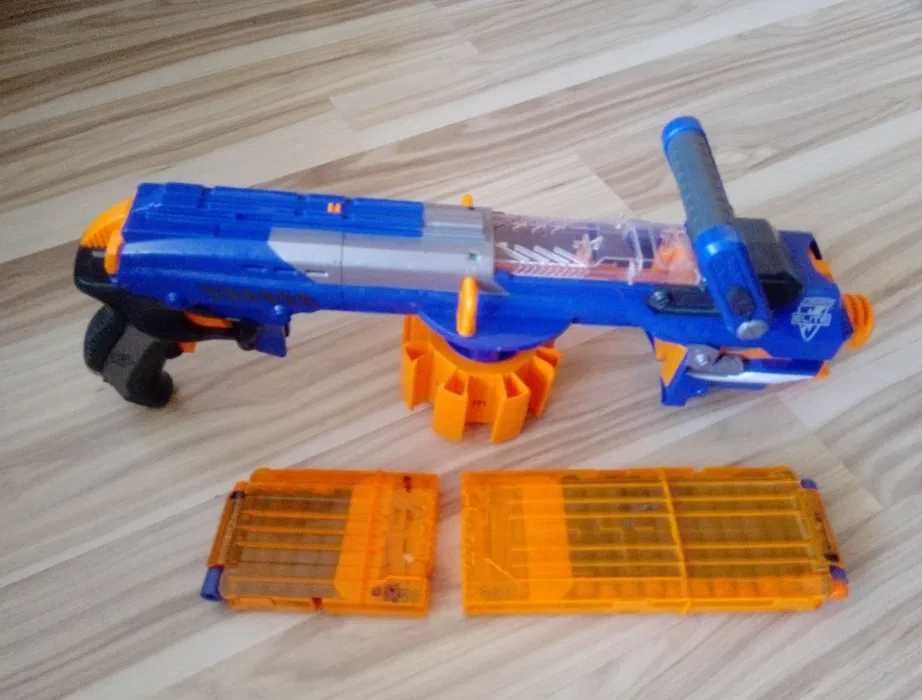 Wyrzutnia Nerf N-Strike Elite Hail-Fire Hasbro 2011 na baterie