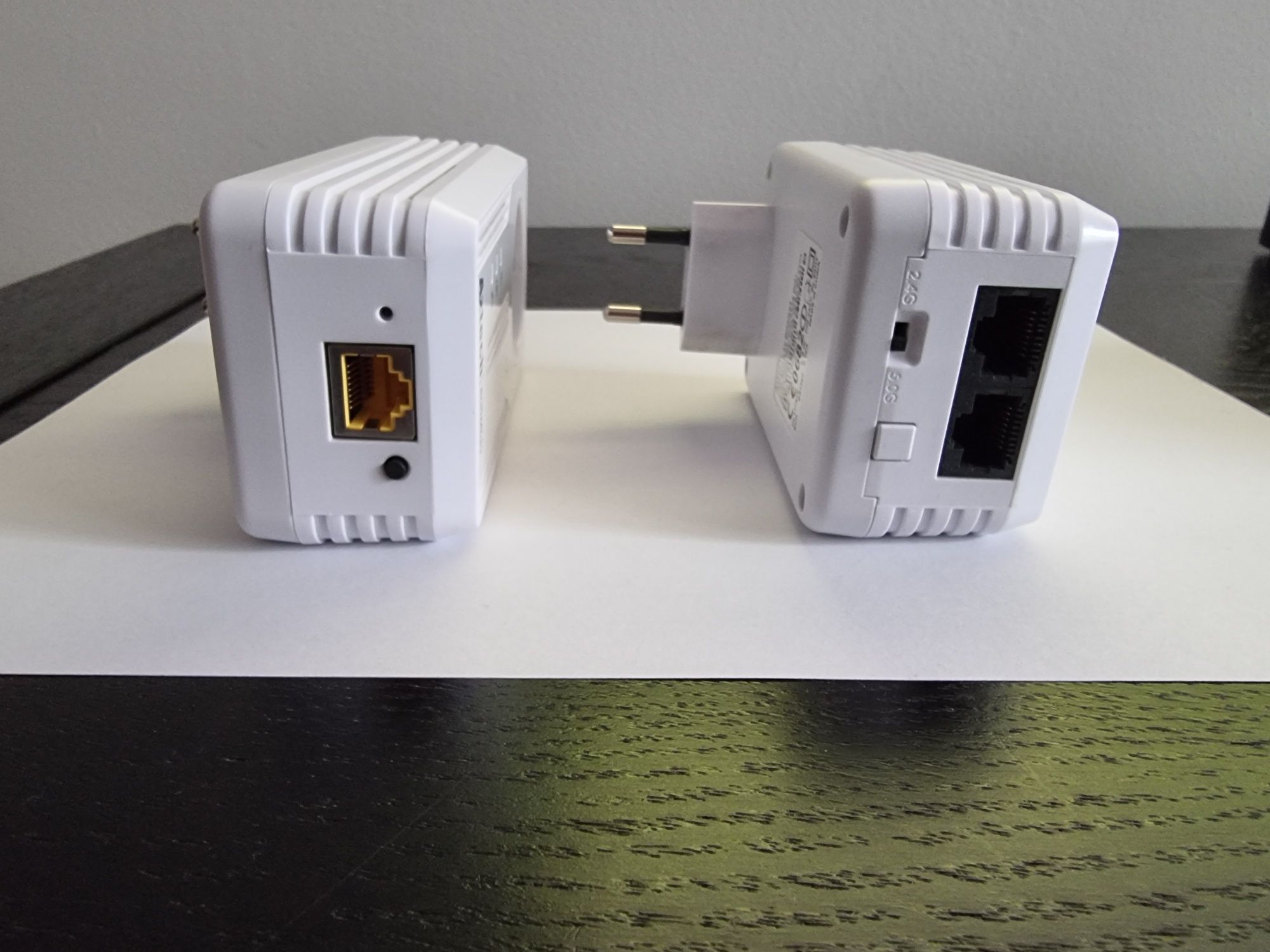 Kit Powerline Aztech HL117EW + HL115EP – 500 Mbps com Wi-Fi Dual-Band