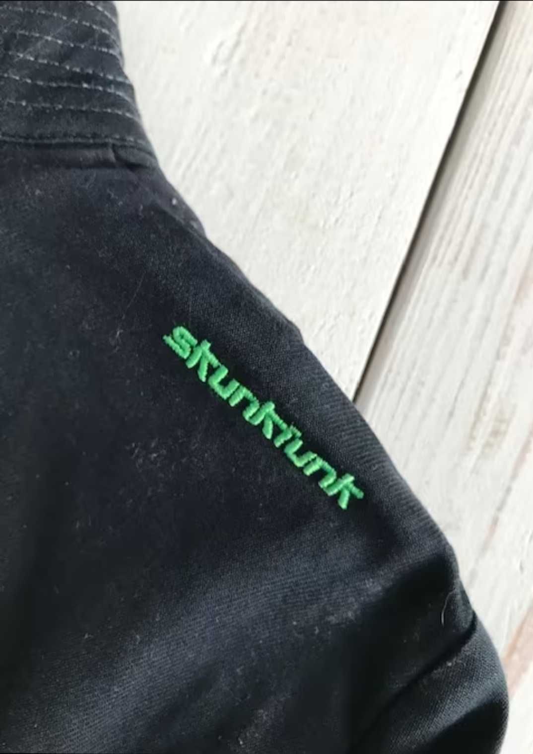 Trench coat ( casaco impermeável)da skunkfunk novo