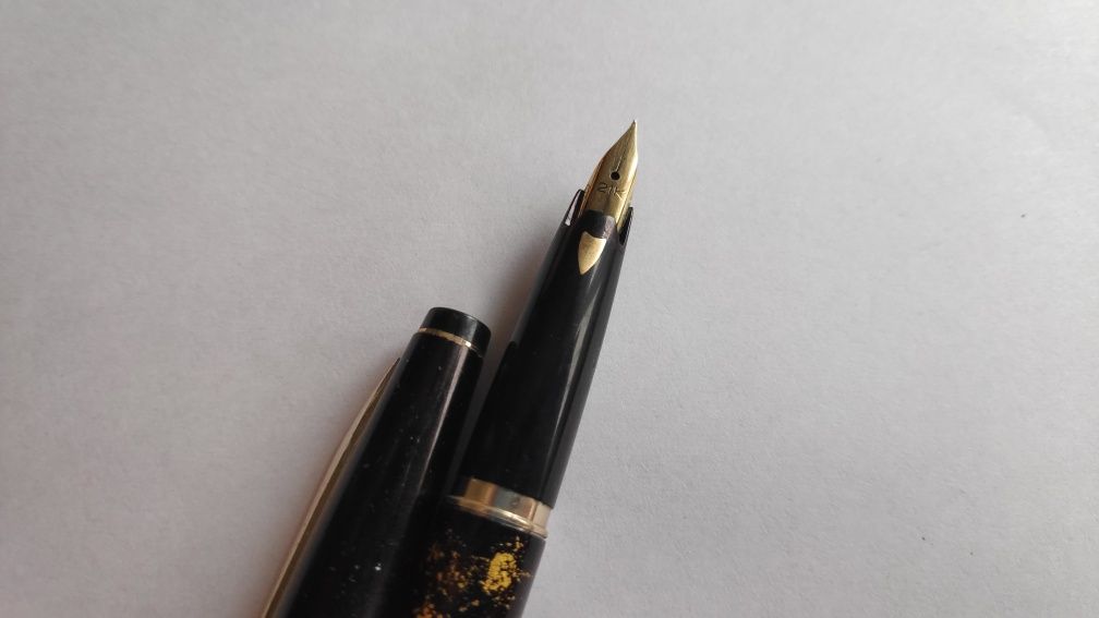 Japońskie pióro wieczne Sailor 21K modern maki-e urushi