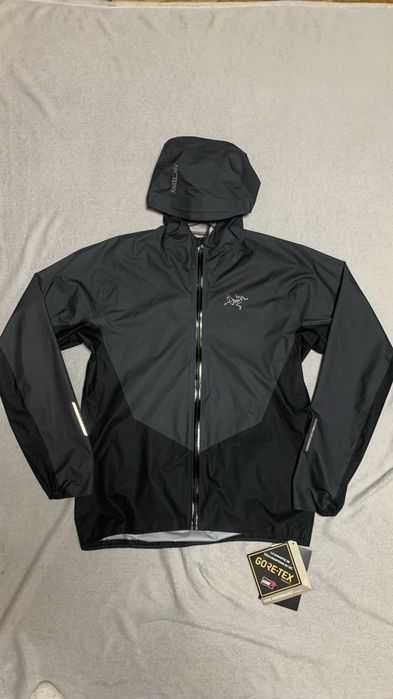 Ветровка arcteryx