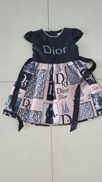 Sukienka Dior dla Dziewczynki
zgodnie z naszymi Regułami katalogu oraz