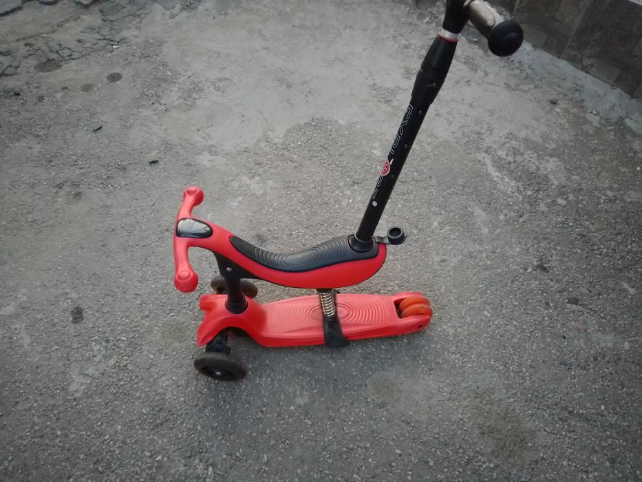 Продам дитячий самокат 2в1