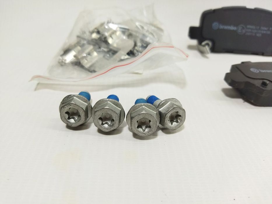 Гальмівні колодки задні Honda M-NV 2020-2023 Honda 43022T7JH35  (43022