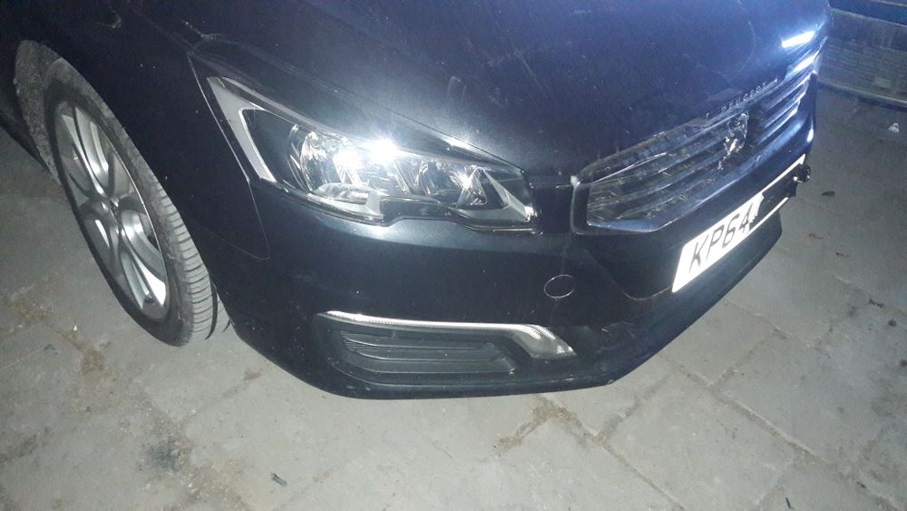 Peugeot 508 на запчастини 2012р двері капот фори .