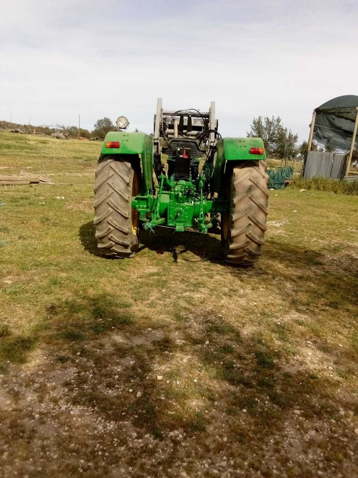 John deere 2650 90 cavalos com carregador frontal