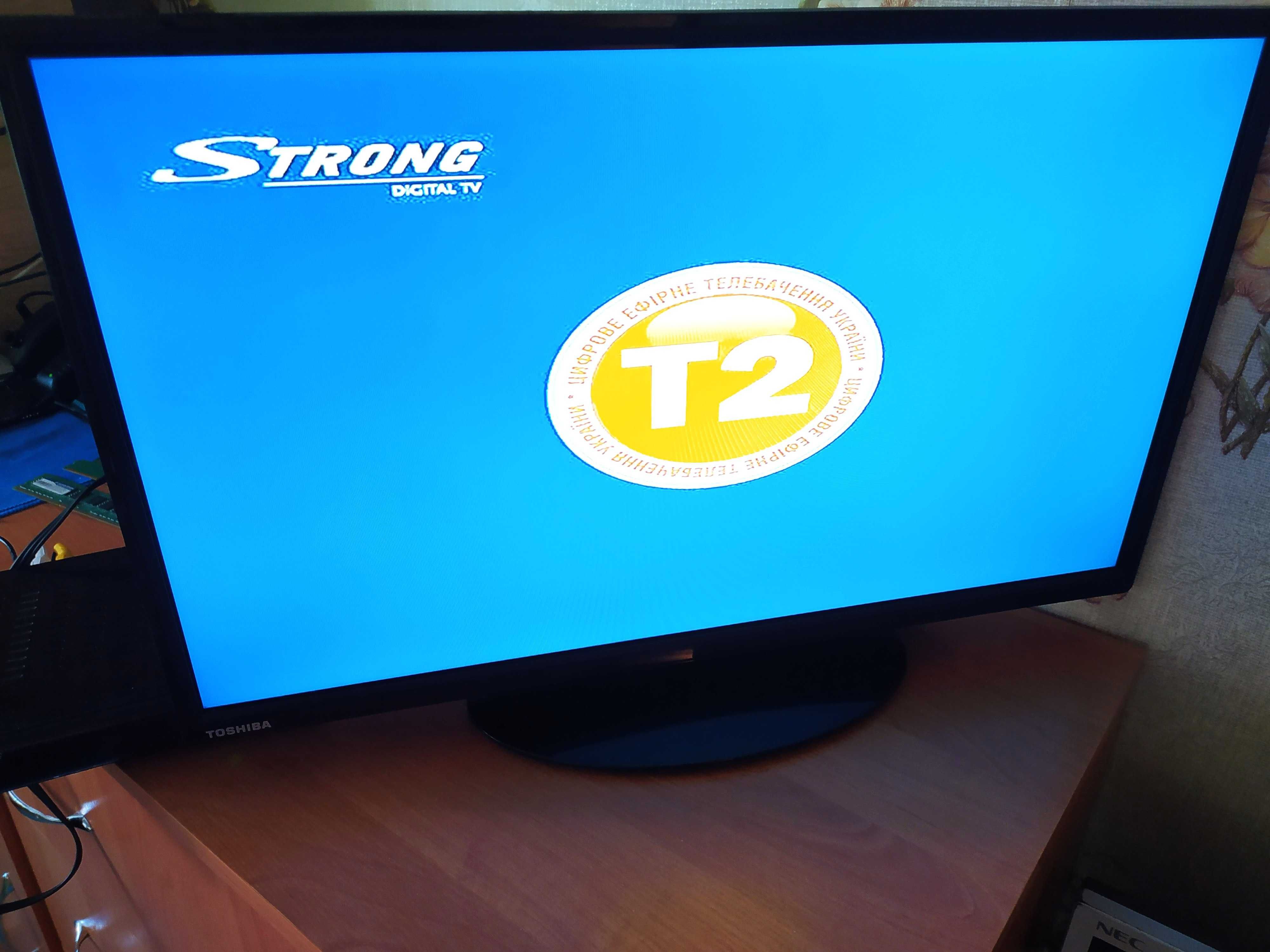 Приcтавка тюнер Т2 к телевизору  Strong SRT 8502