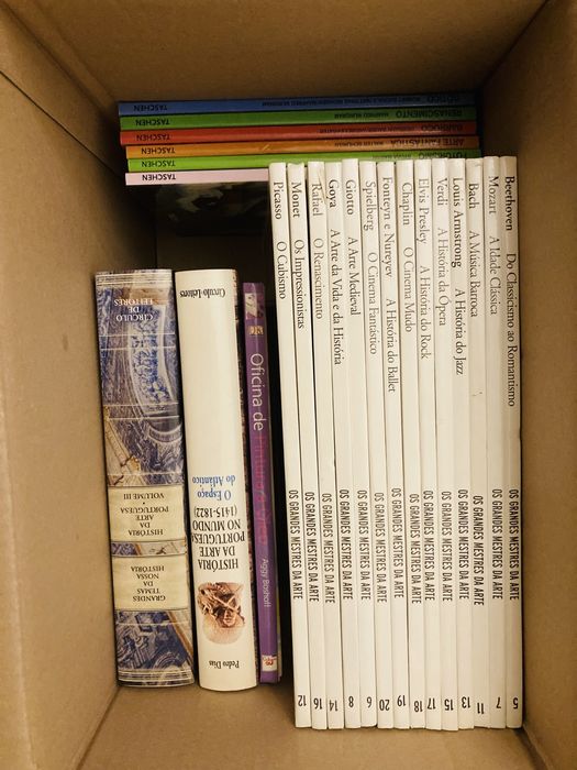 Vendo livros à caixa