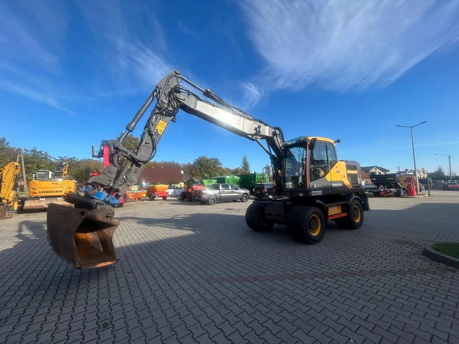 Volvo EW160E  Sprzedam koparkę kołową VOLVO EW 160E, stan idealny!
