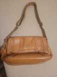 Mala pele camel - Pedro del Hierro