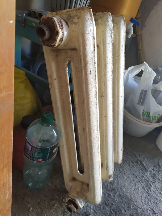 Чугунный радиатор