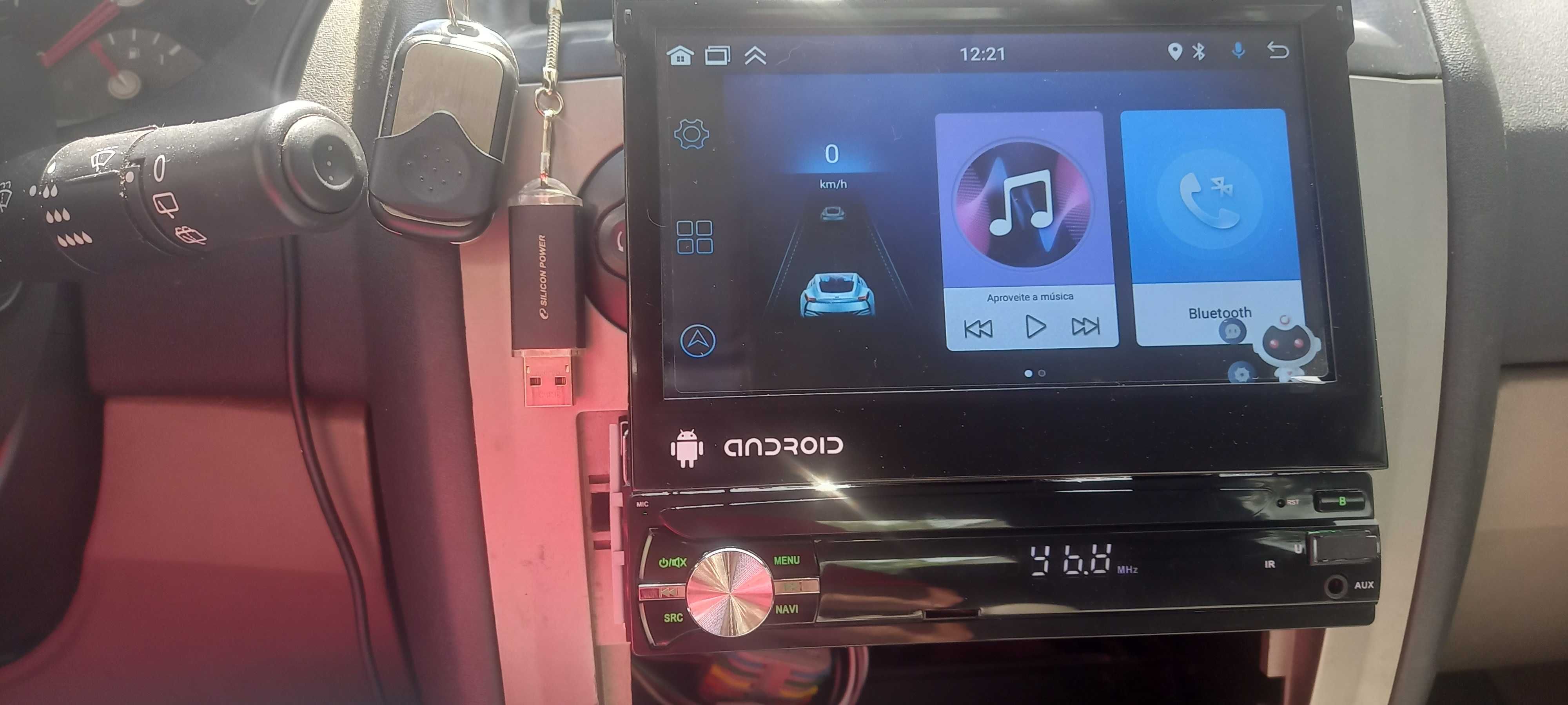 Vendo Auto radio MP5