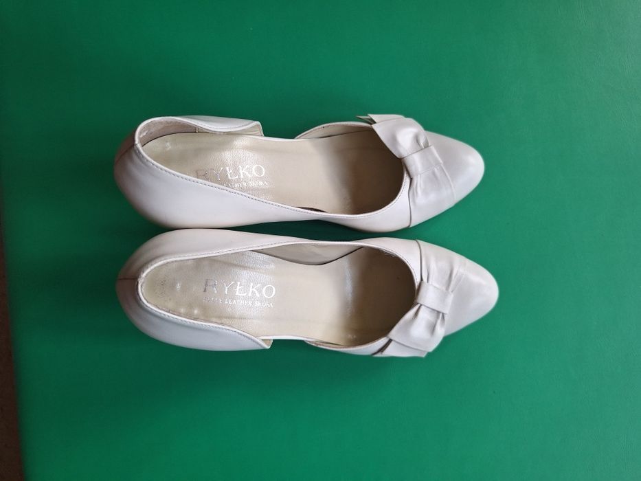 Buty damskie ślubne Ryłko r. 38