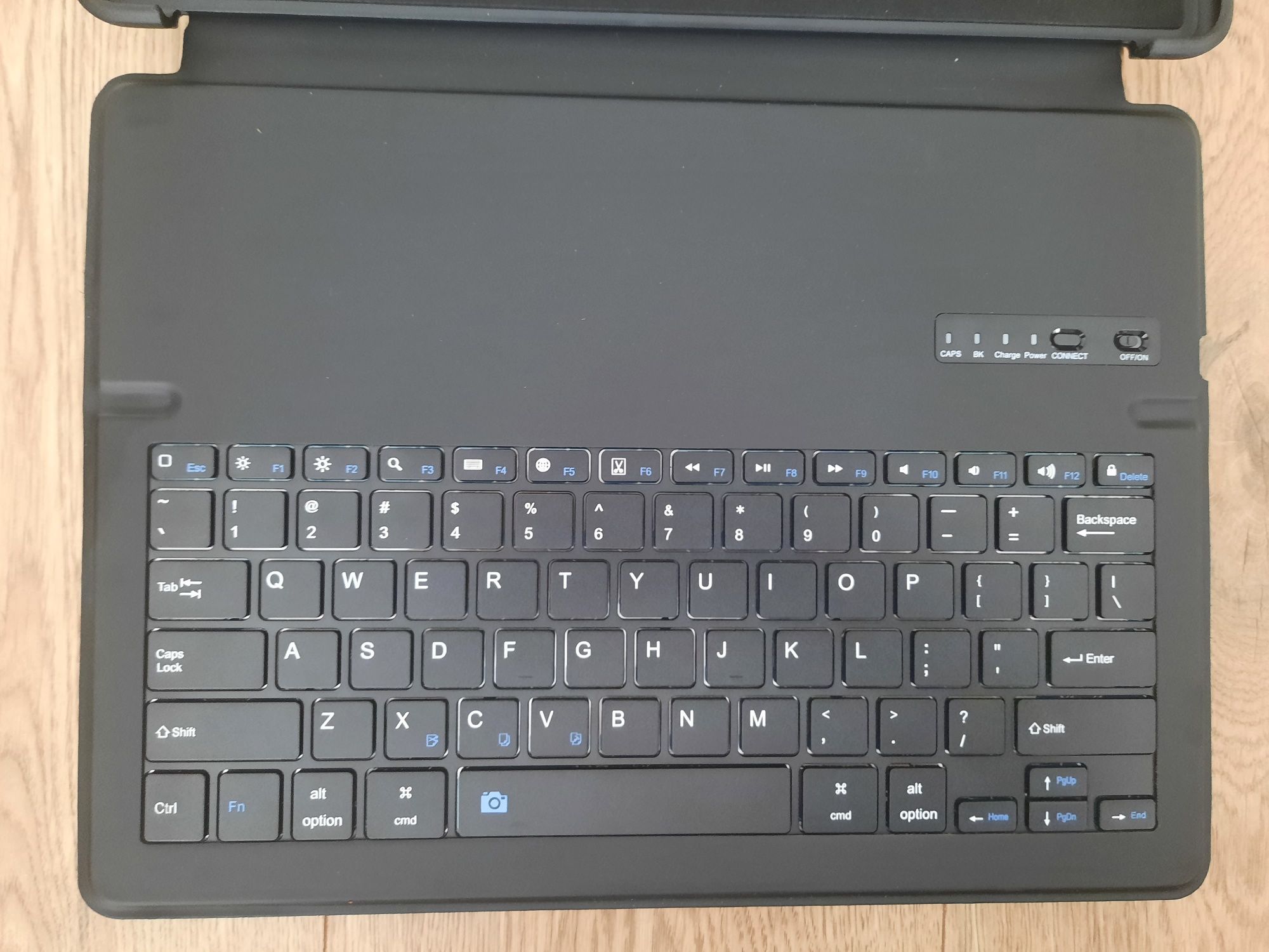 Etui na tablet z klawiaturą bluetoothu nowe