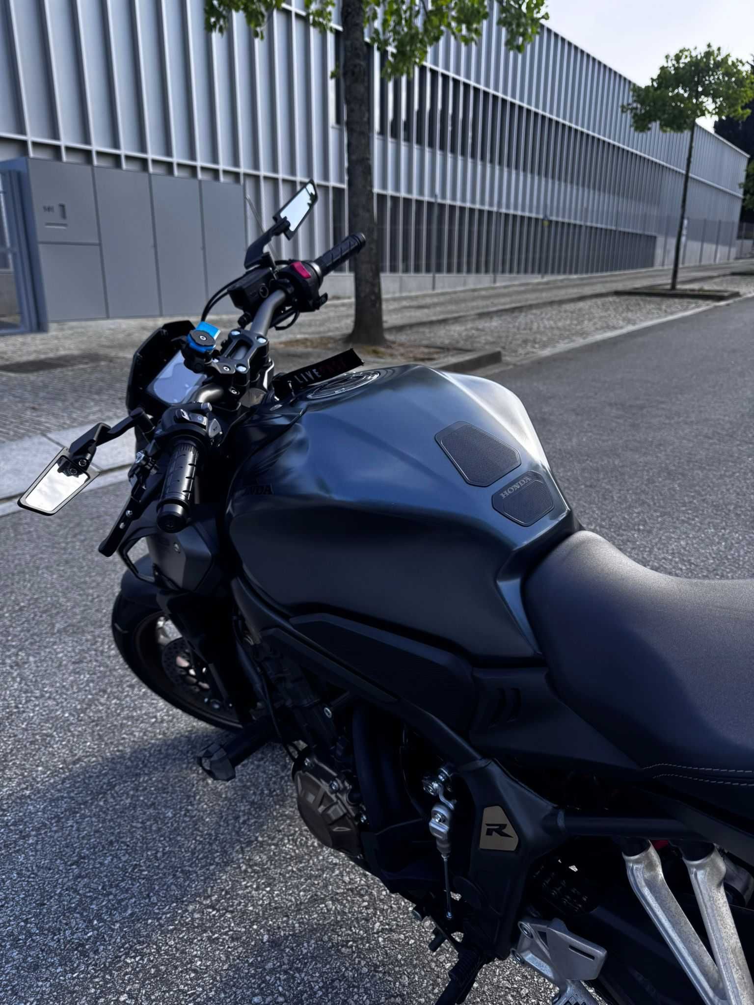 Honda CB 650R 2023