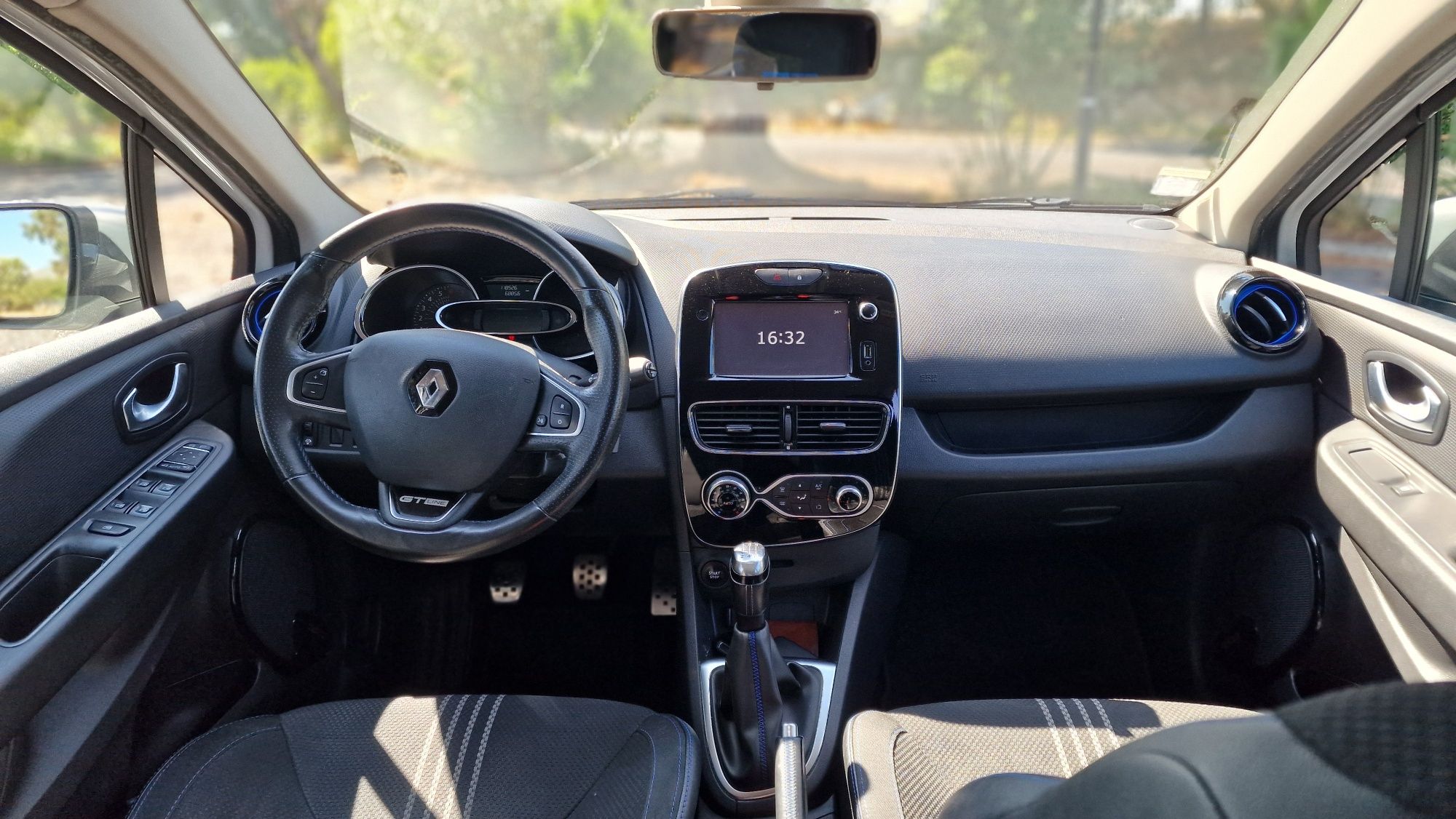 Renault Clio Sport Tourer GT Line 0.9