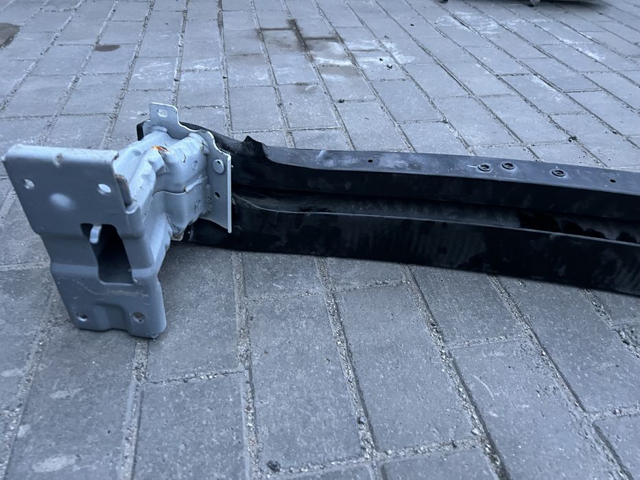 Підсилювач бампера Ніссан рог