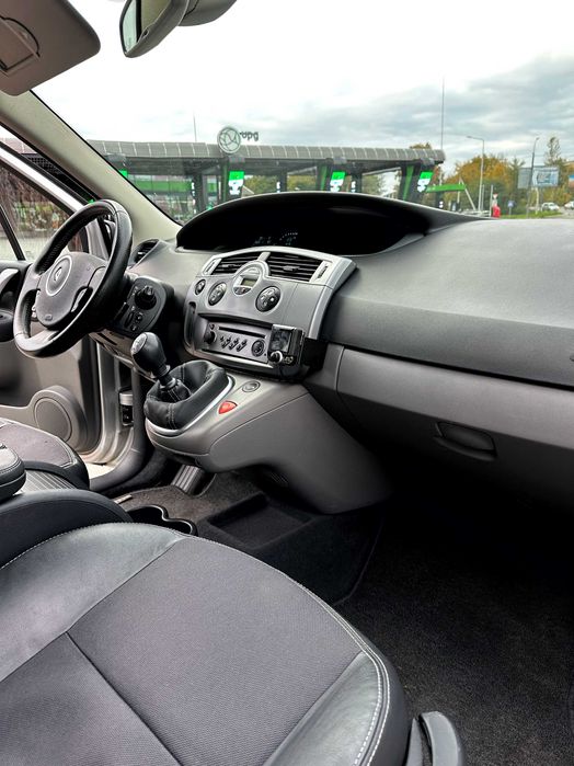 Renault Scenic 2 1.6 бензин