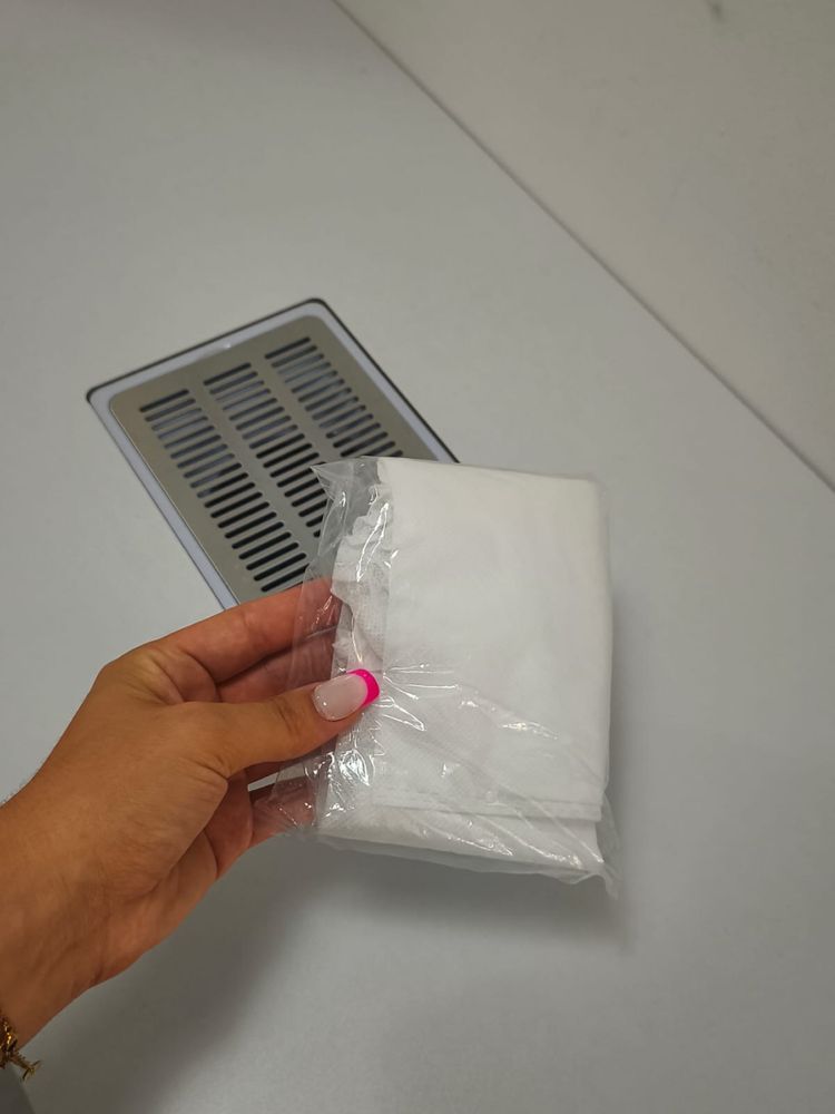 Mesa manicure com aspirador embutido