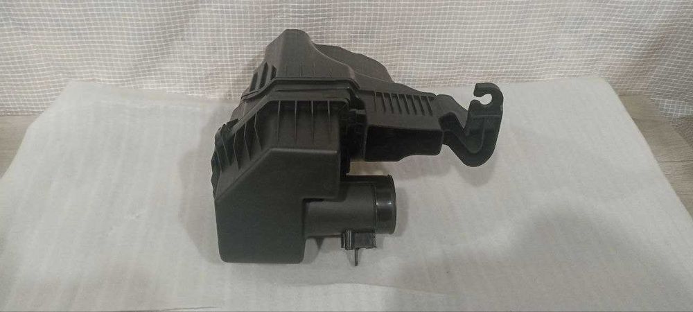 Корпус повітряного фільтра Nissan Rogue X-Trail T33 2021 -2024