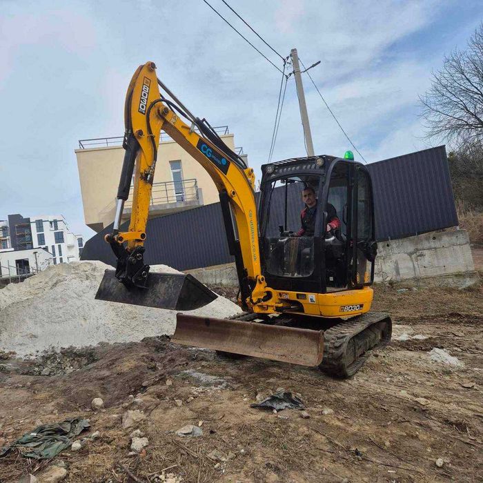 Оренда гусеничного міні-екскаватора JCB 8030 Львів та область