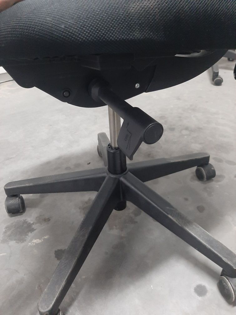 Cadeiras de escritório sem braços