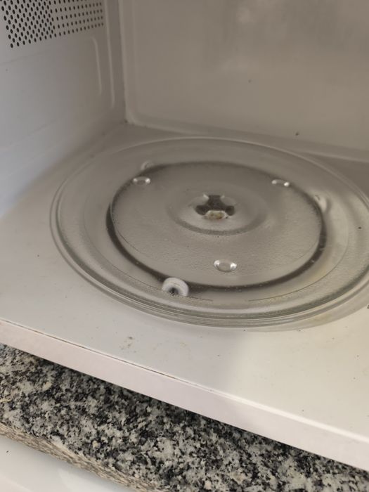 Microondas, cinzento metalizado