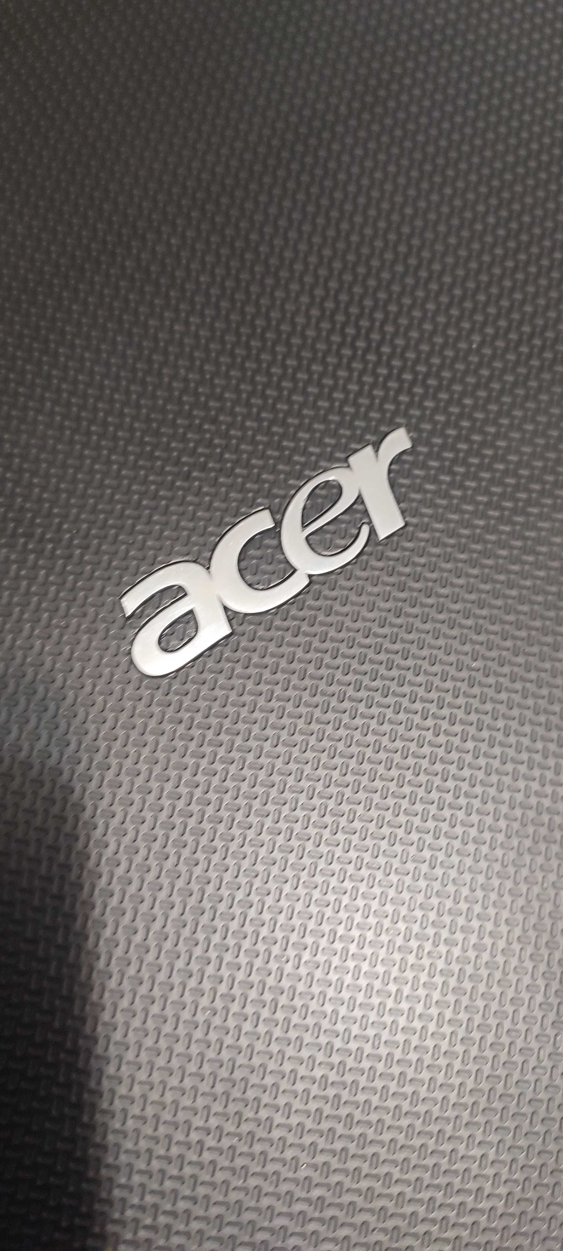 Computador portátil Acer ( bateria nova) Windows 10 Pro