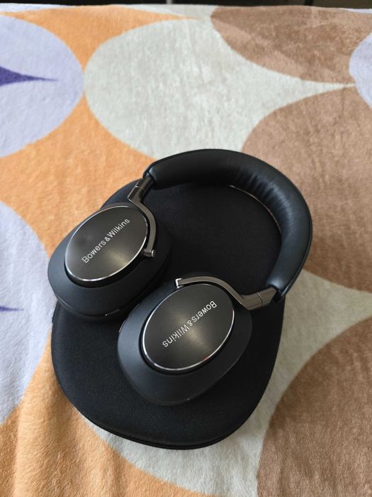 Продам навушники Bowers & Wilkins Px8