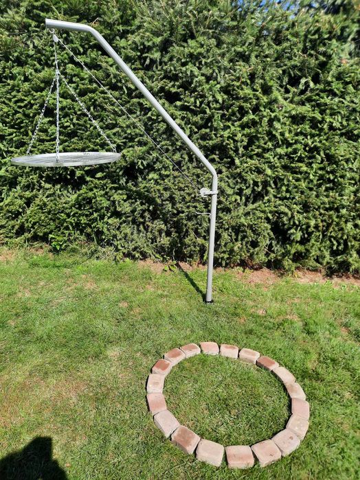 Grill ogrodowy żuraw nad ognisko z korbą obrotowy