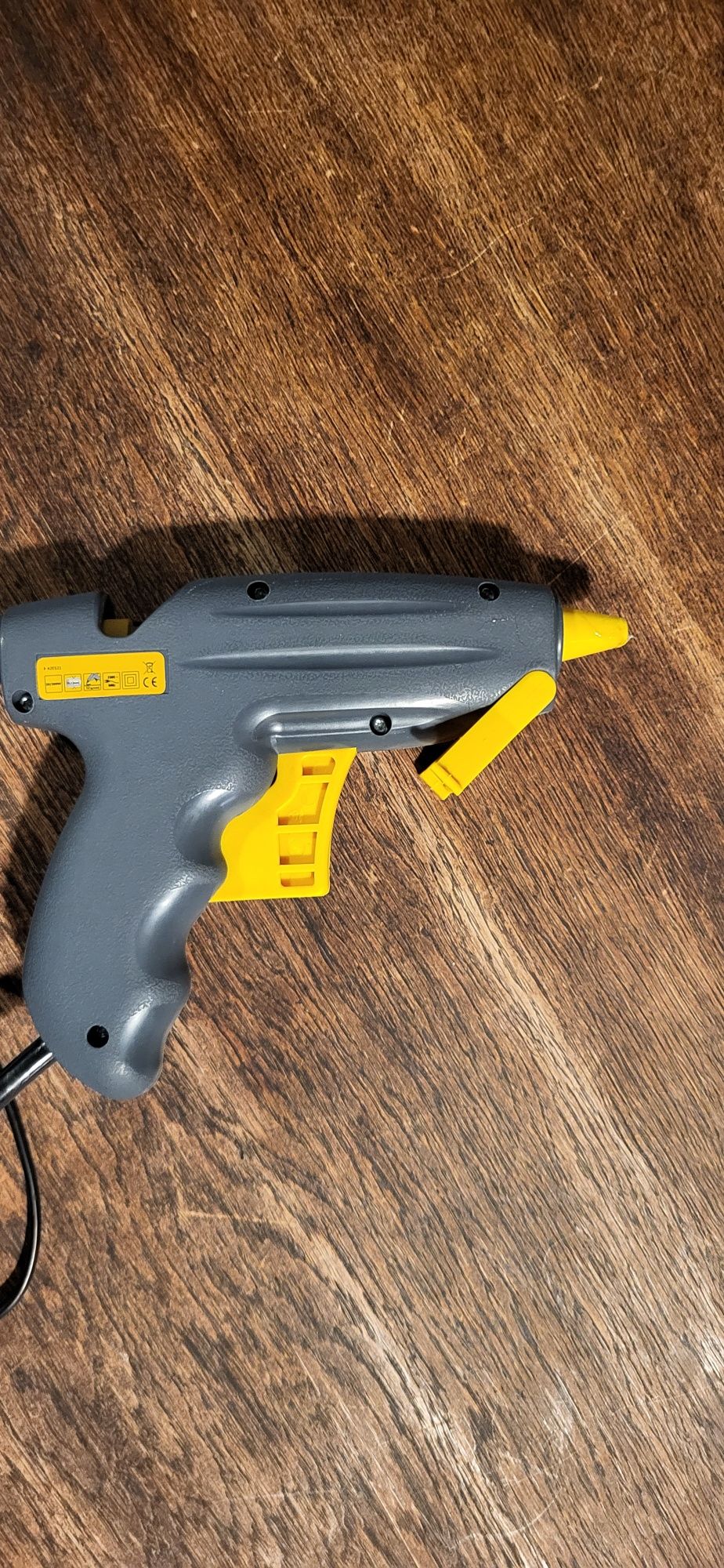 Pistolet do kleju