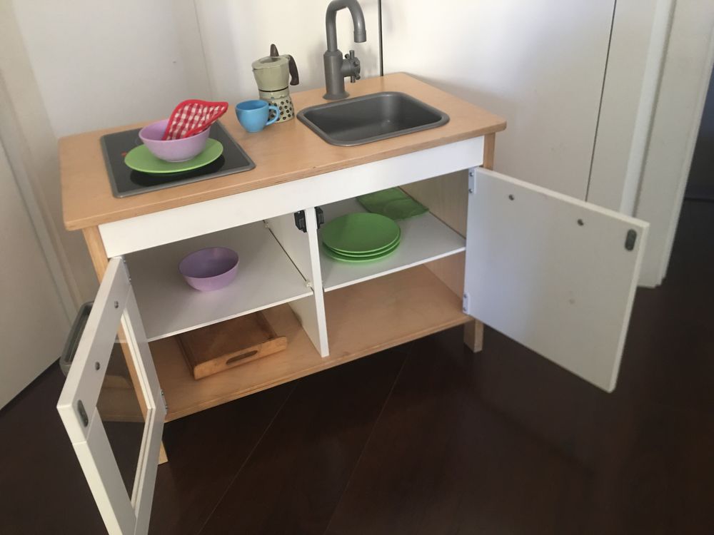 Cozinha de brincar! Perfeito para prendas de natal!