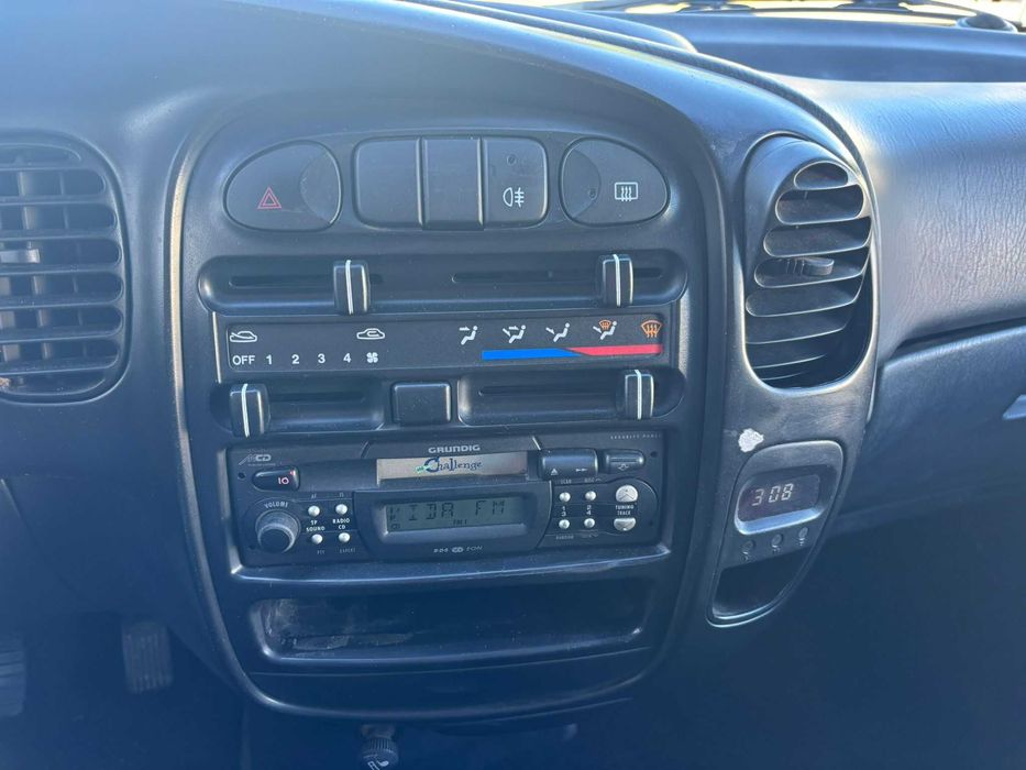 HYUNDAI H1 2.5 DIESEL 100cv - 6 LUGARES - 2002-05