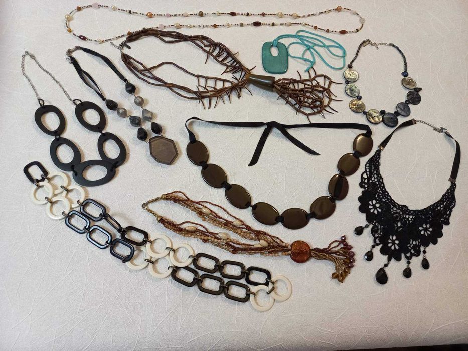 Винтажная бижутерия  США,ЧССР,Англия,СССР.