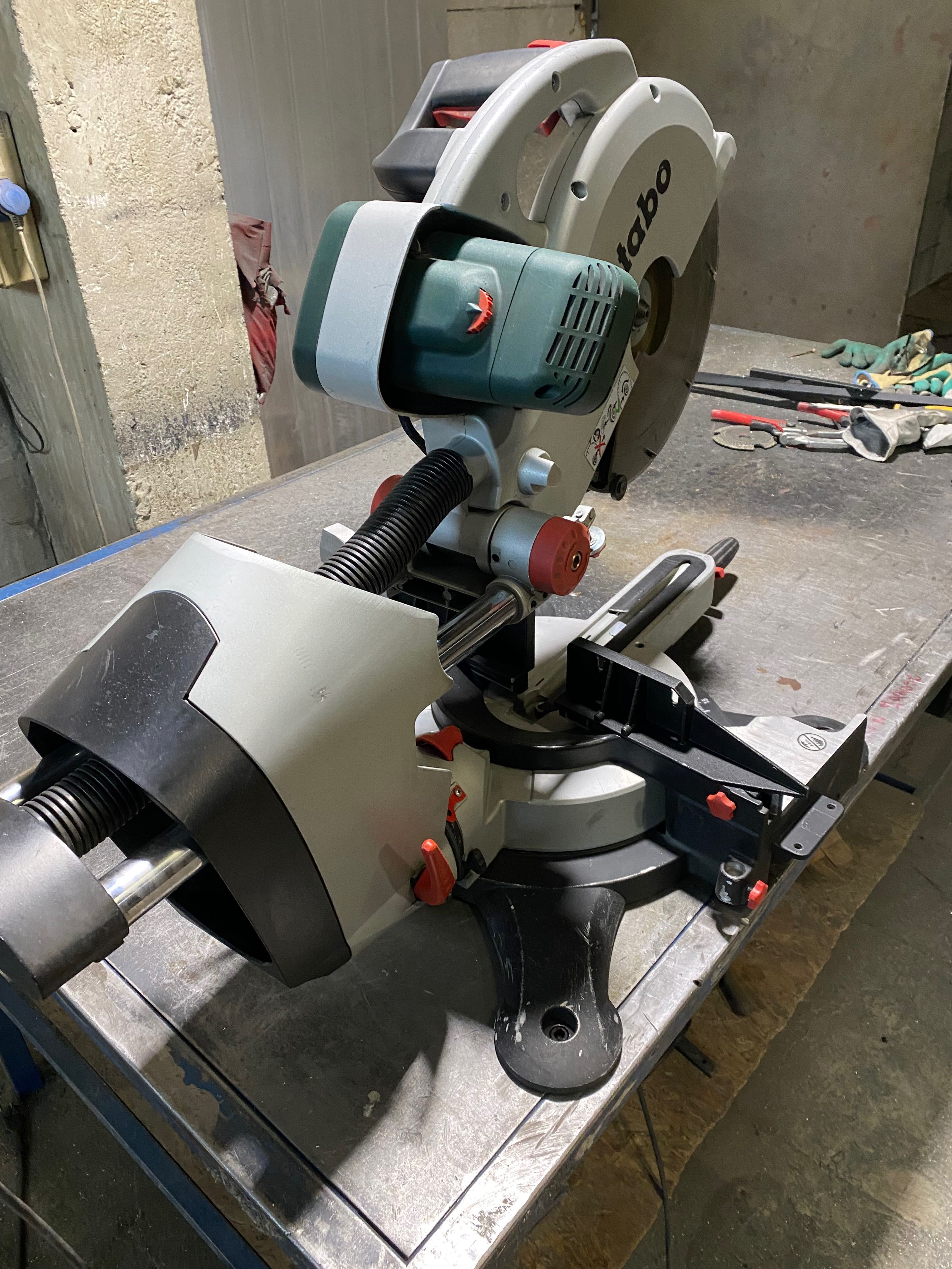 Metabo KGS 315 PLUS ukośnica