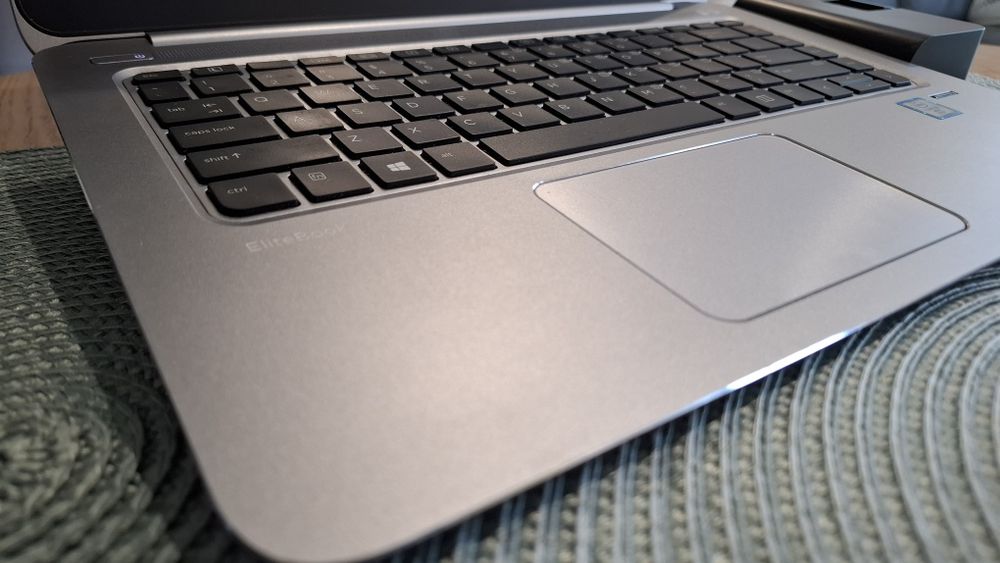 Laptop HP folio Elitebook 1040 G3 Moduł GSM