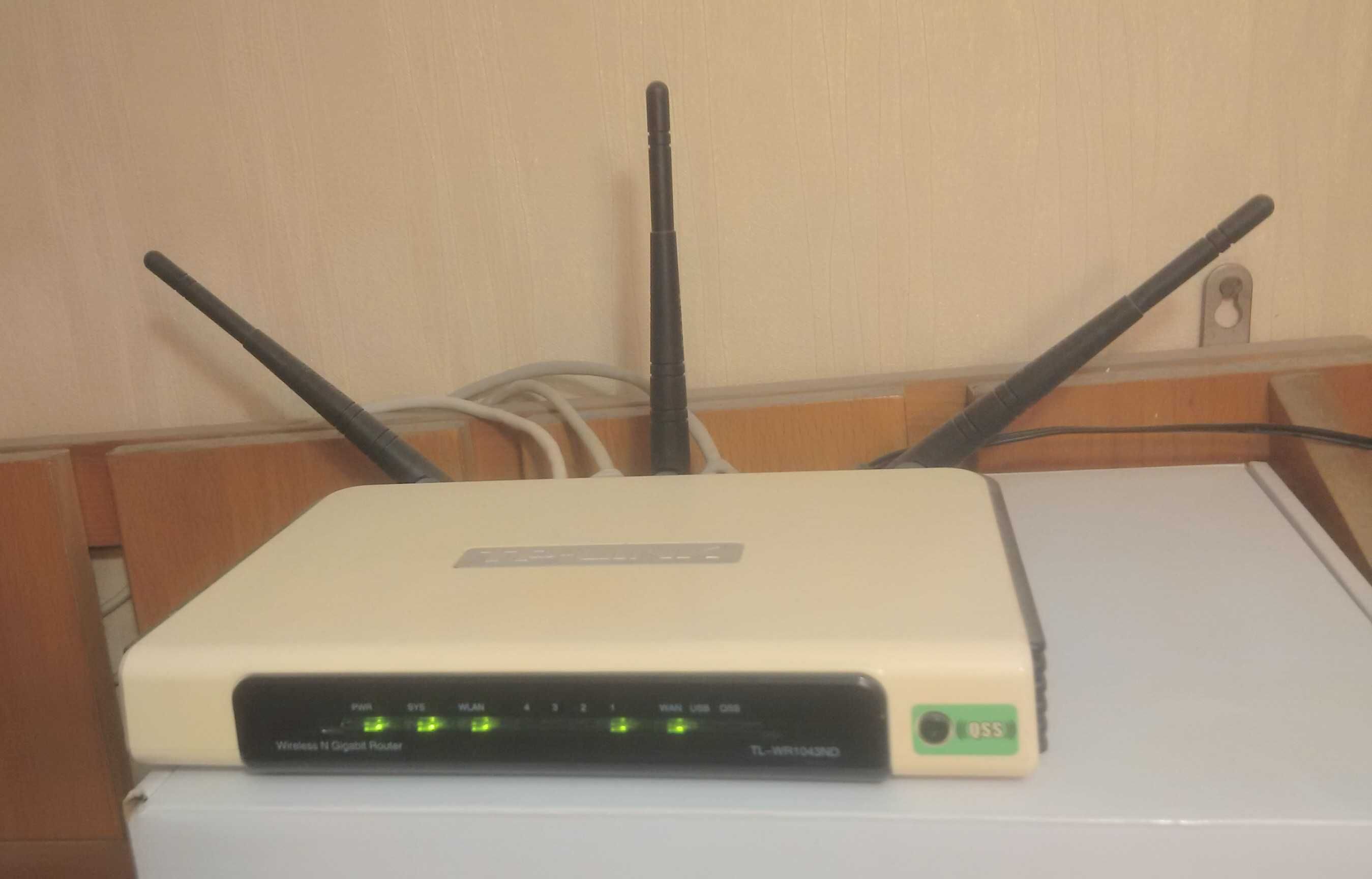 Wireless WiFi Gigabit Router v1.2 Роутер TP-LINK TL-WR1043ND LAN RJ-45