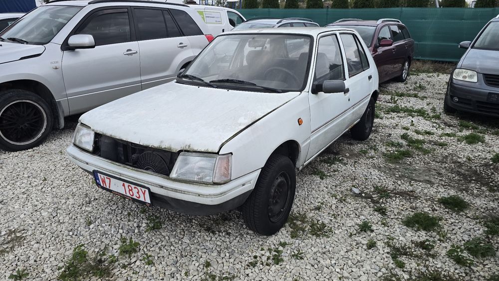 Peugeot 205 Parking Kasacyjny Warszawa