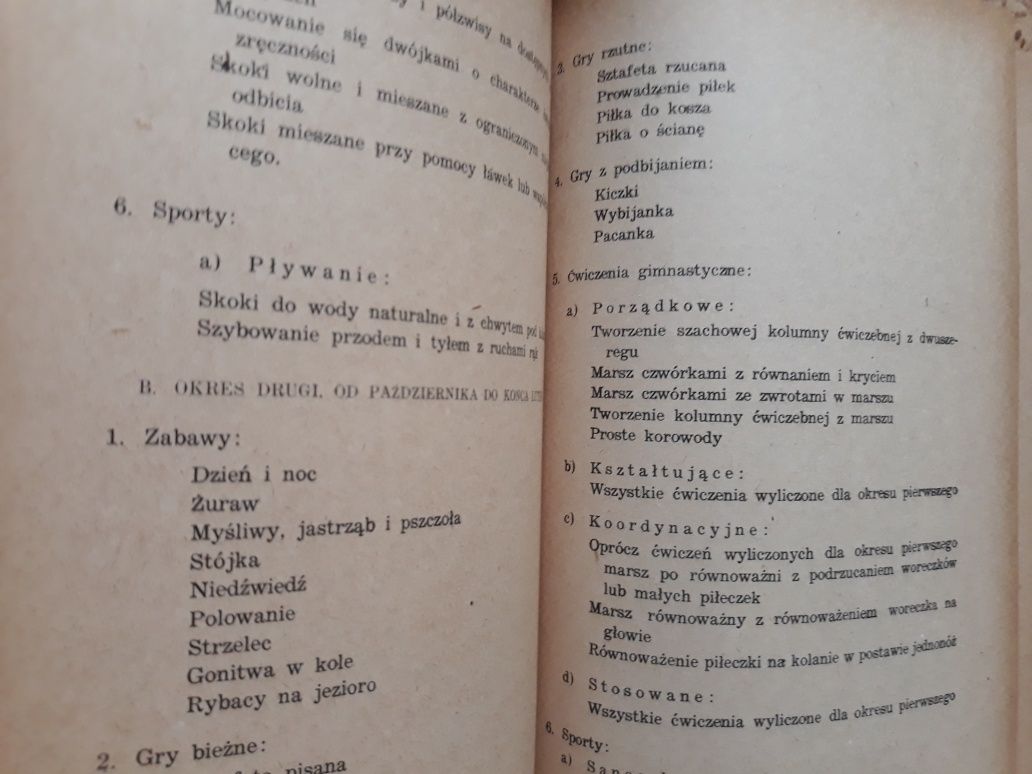 Ćwiczę i wychowuję. Podręcznik ćwiczeń cielesnych, Marian Krawczyk