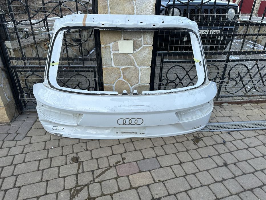 Кришка багажника до Audi Q7, кузов 4M.