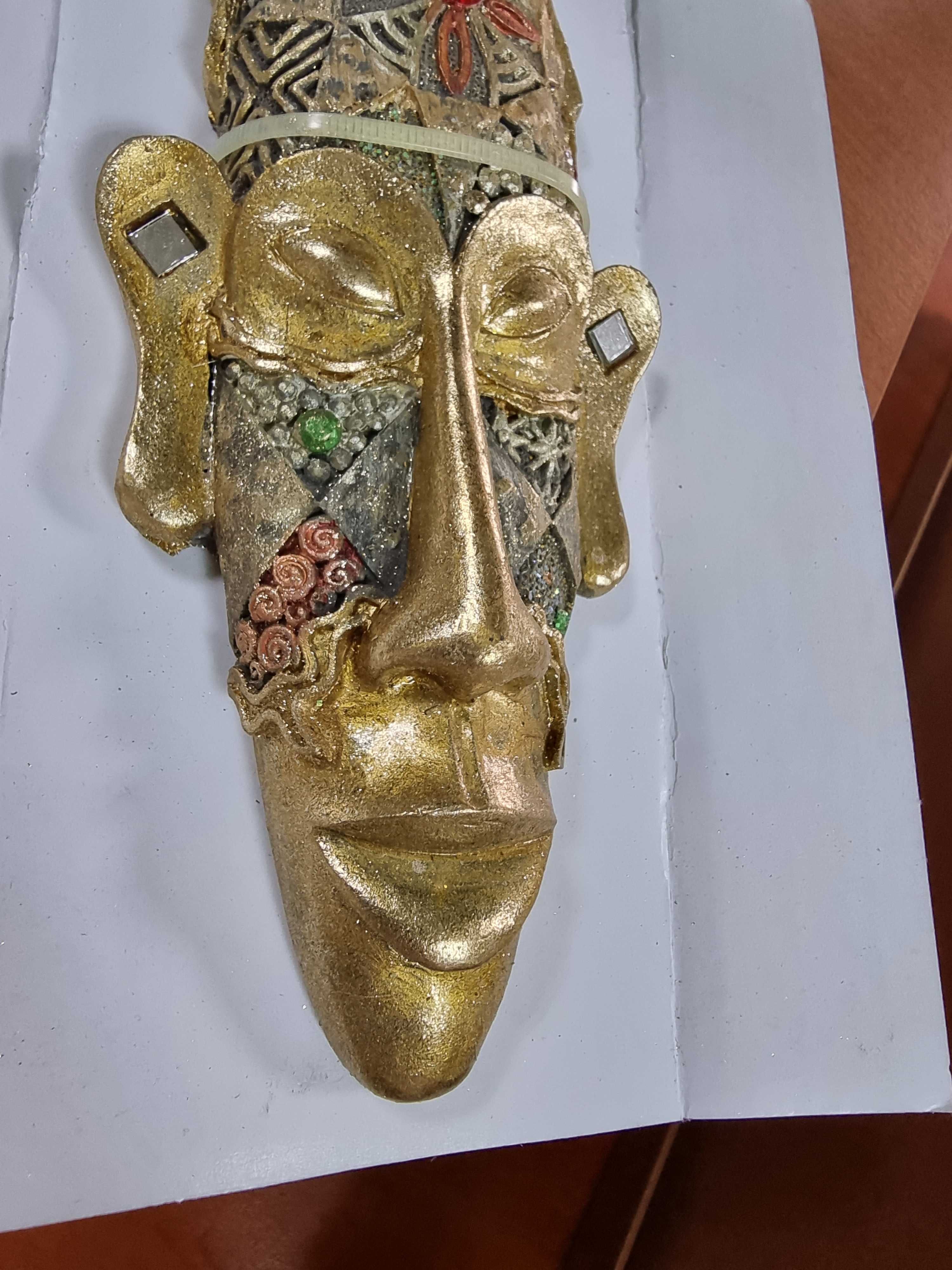 maski etniczne egzotyczne złote totem maska złota pozłacana z Bali