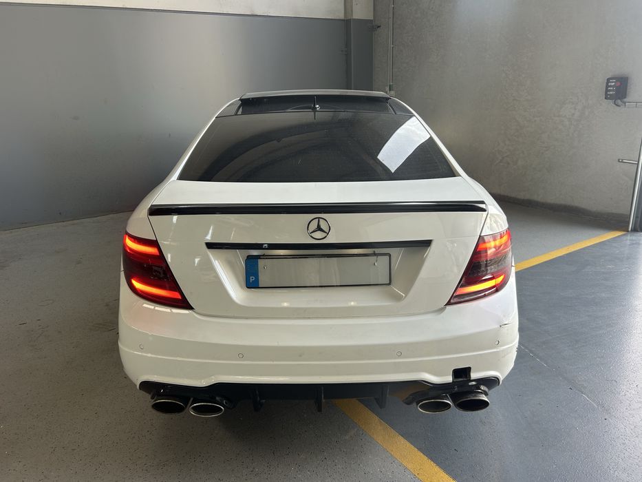 Mercedes benz C220 coupe AMG Line Aut. de 2014